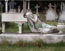 墓碑也需要特色？？？？盘货天下上最具创意的墓碑