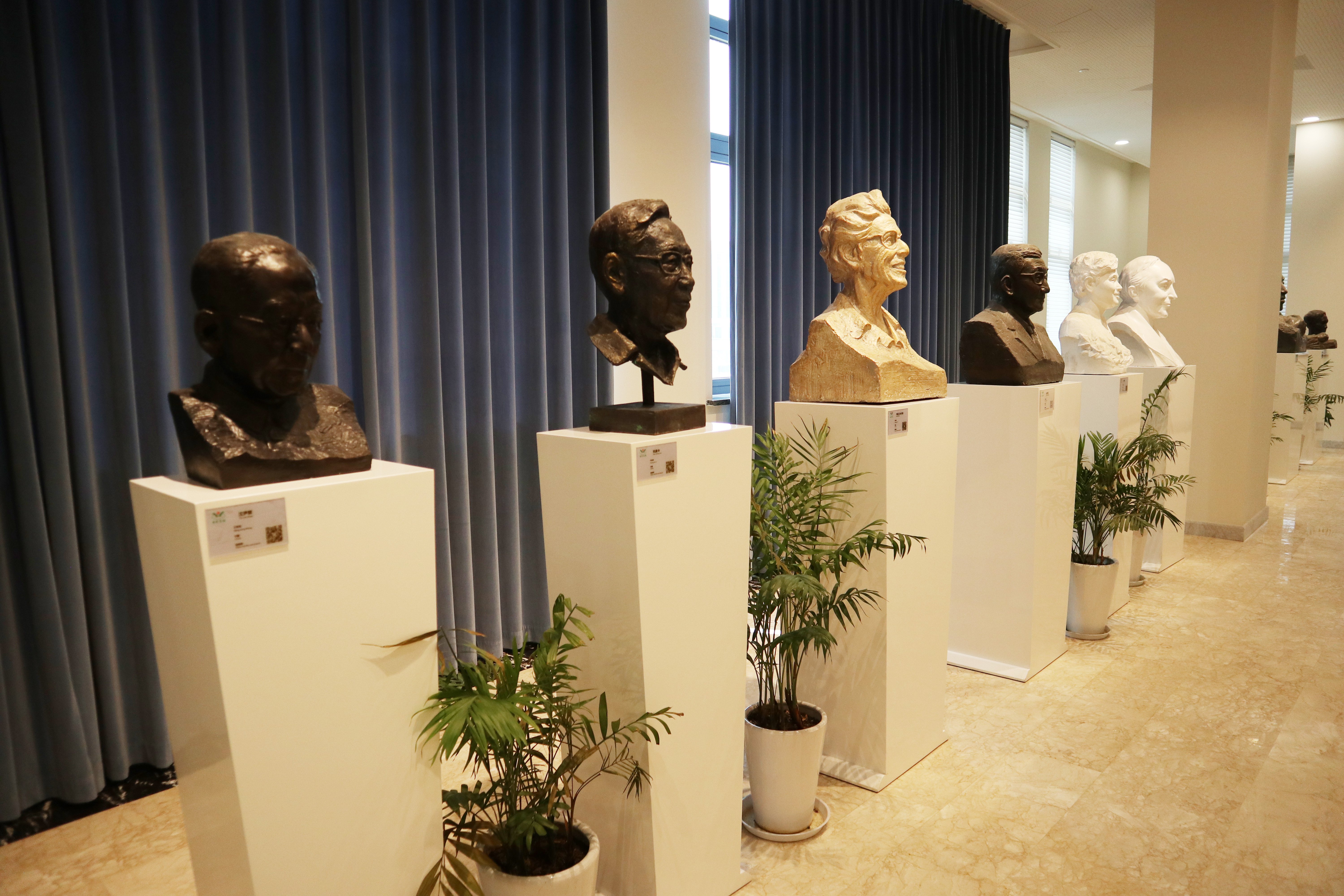 米乐m6集团：雕塑史诗，，，，传承仁人志士的绚烂历程