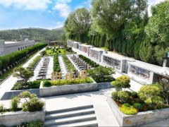 御境揽风华，，，，，，诗眠映翠霞——张家口人民公墓东安园御境园